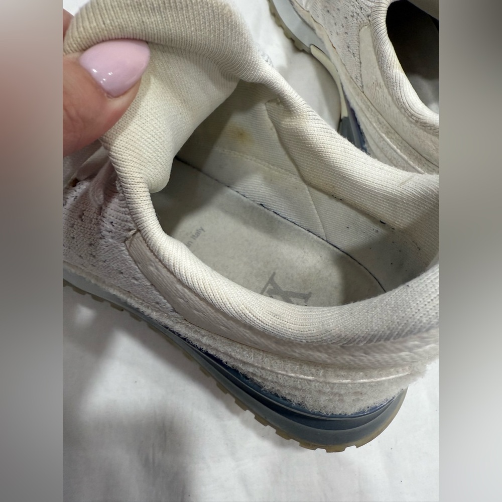 Men’s Louis Vuitton VNR Sneaker - Picture 9 of 14